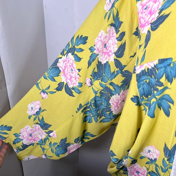 Anthropologie Elma Floral Kimono Top One Size Yellow Green Pink Open Front Boho - Picture 6 of 8